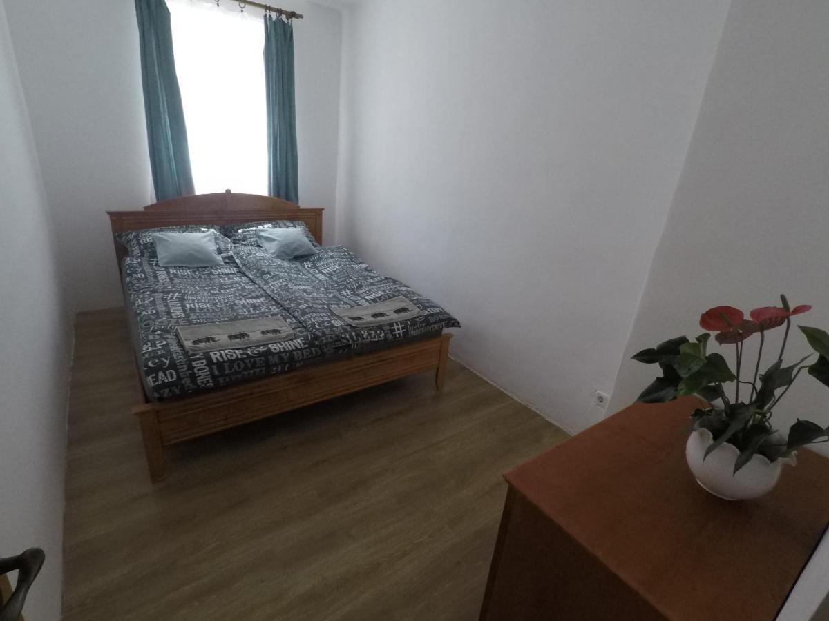 Balcsi1 Apartment Balatonfůzfő Екстериор снимка